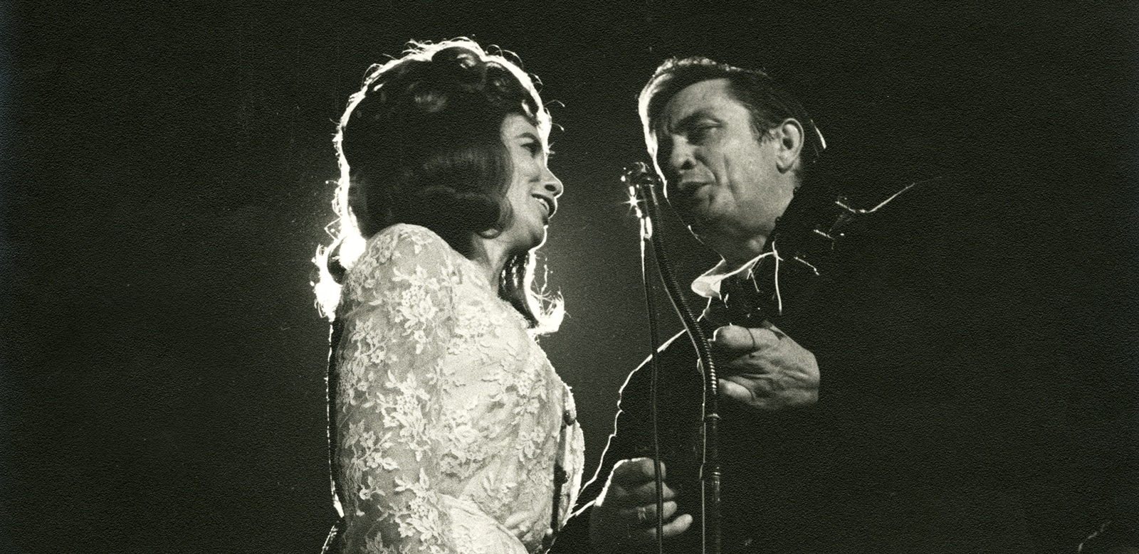 Musical Icons: Johnny Cash and June Carter Image